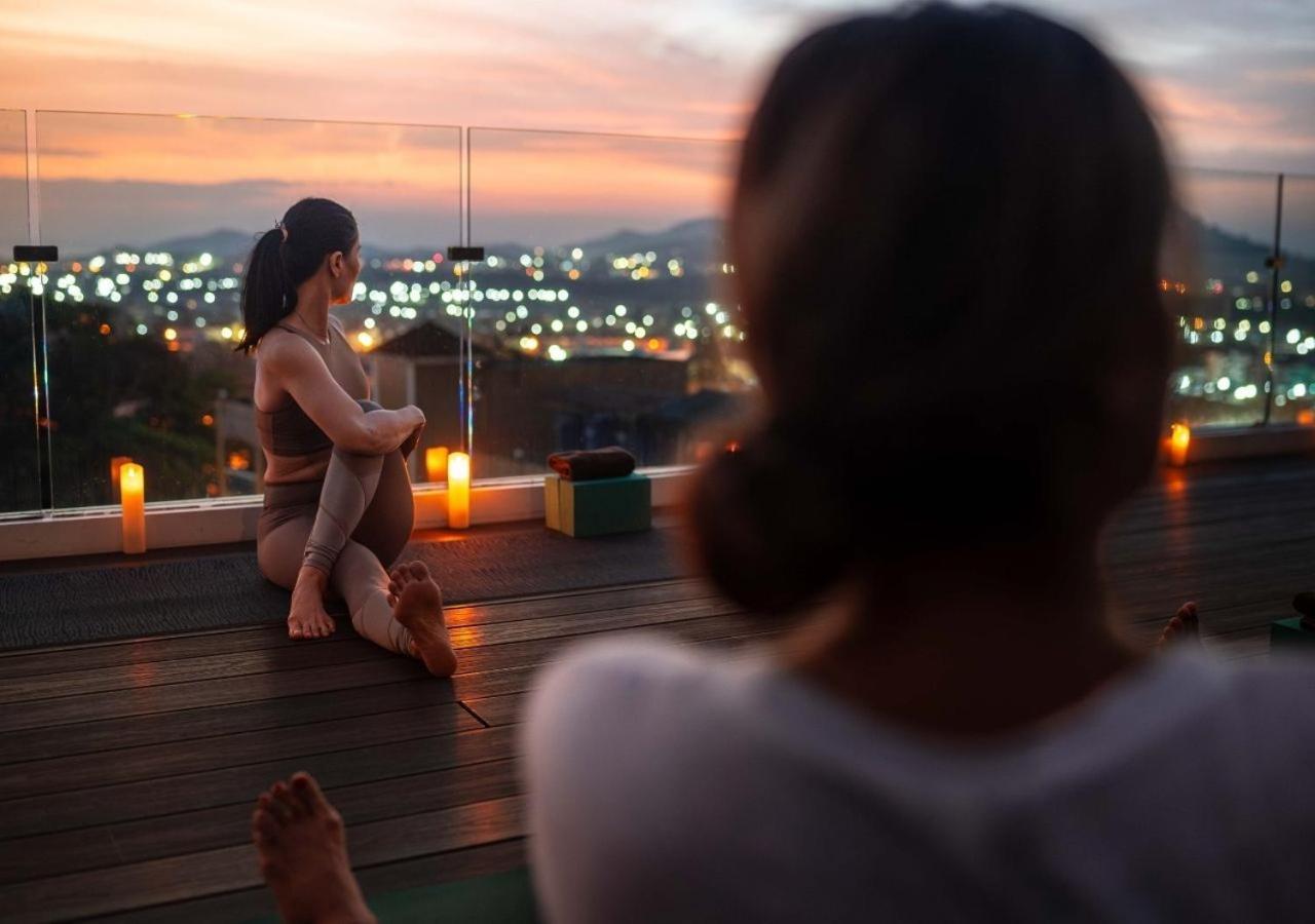 Hilltop Wellness Resort Kathu Eksteriør billede