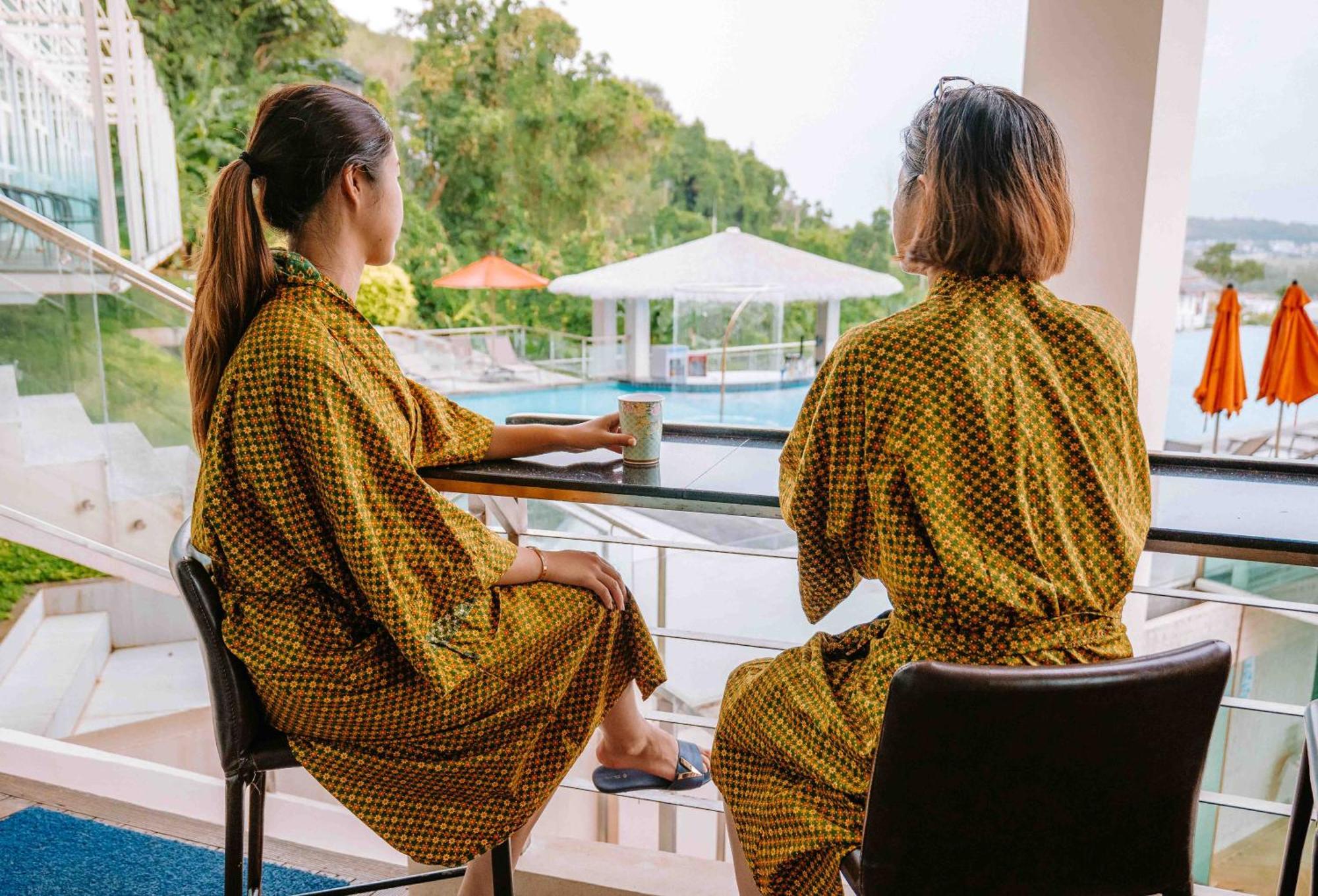 Hilltop Wellness Resort Kathu Eksteriør billede