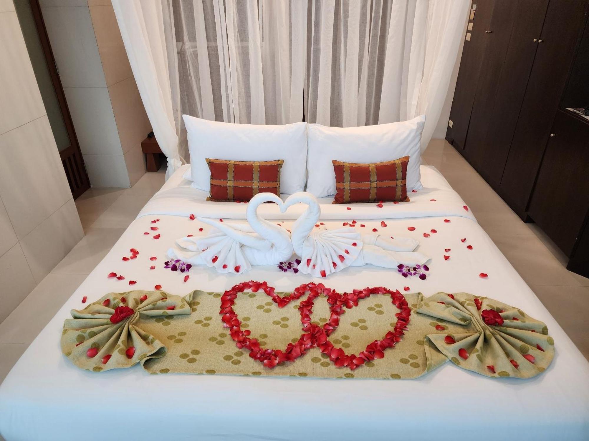 Hilltop Wellness Resort Kathu Eksteriør billede