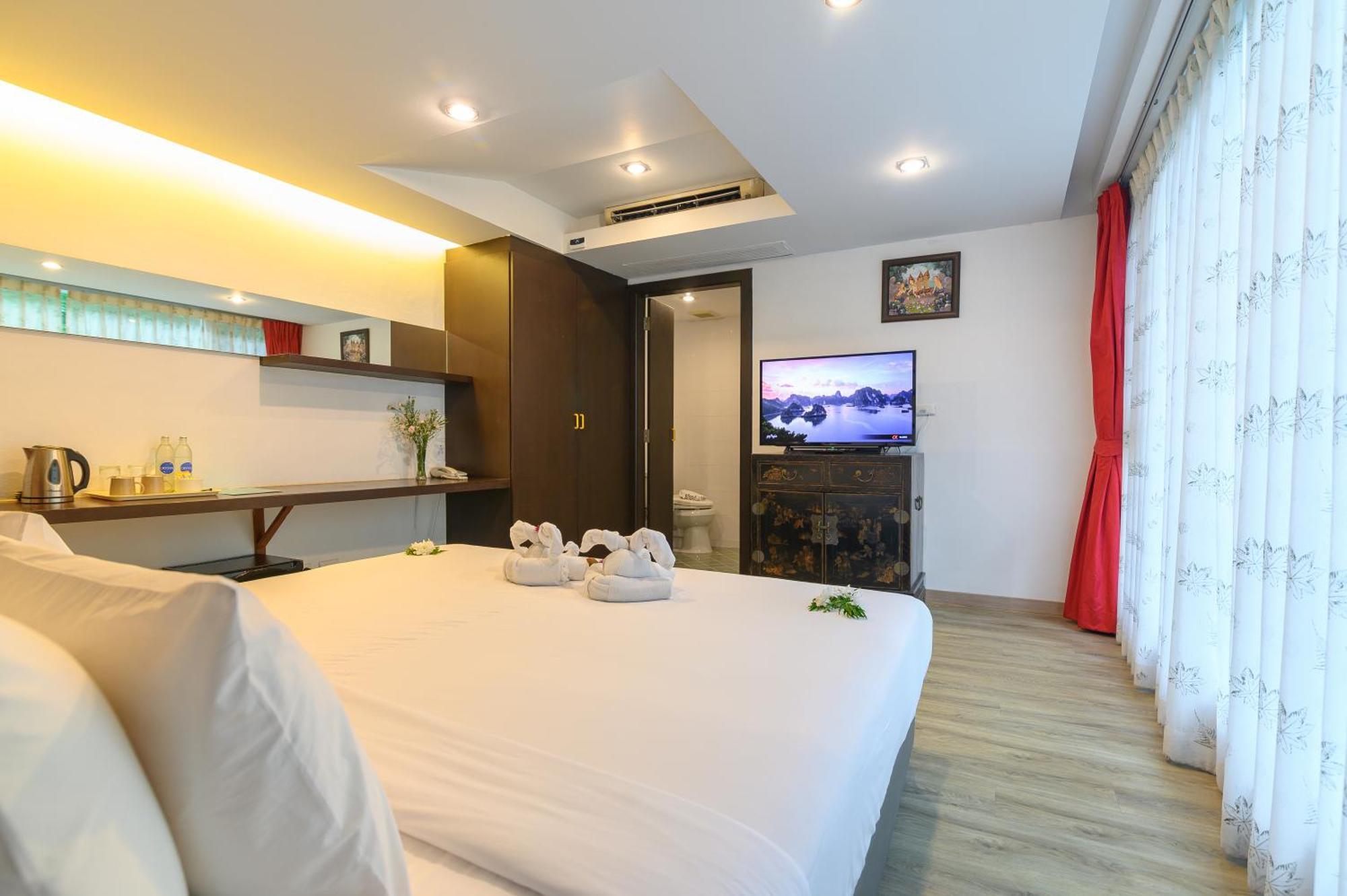 Hilltop Wellness Resort Kathu Eksteriør billede